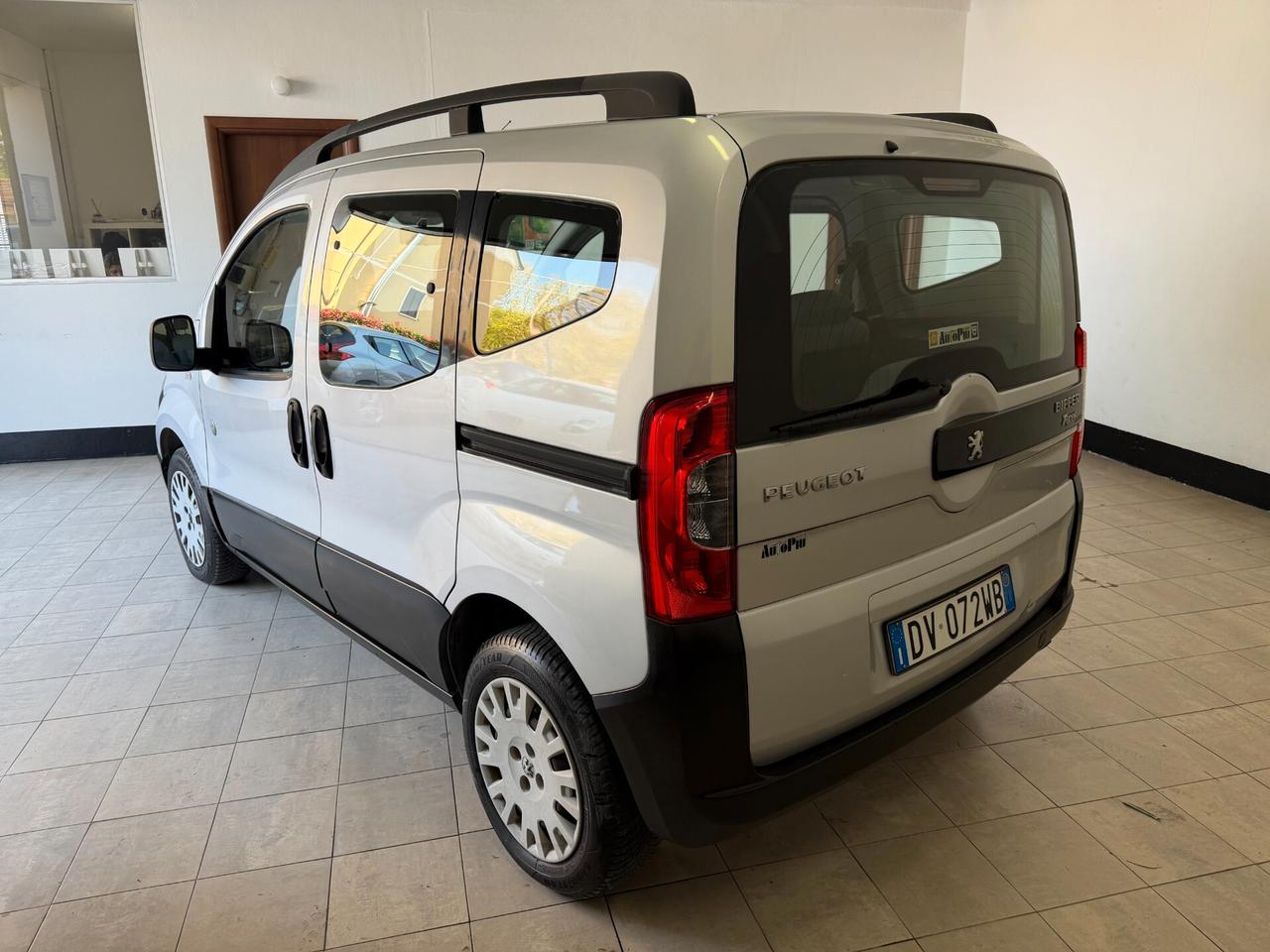 Peugeot Bipper 2009 Tepee 1.4 75CV Outdoor GPL 5 POSTI