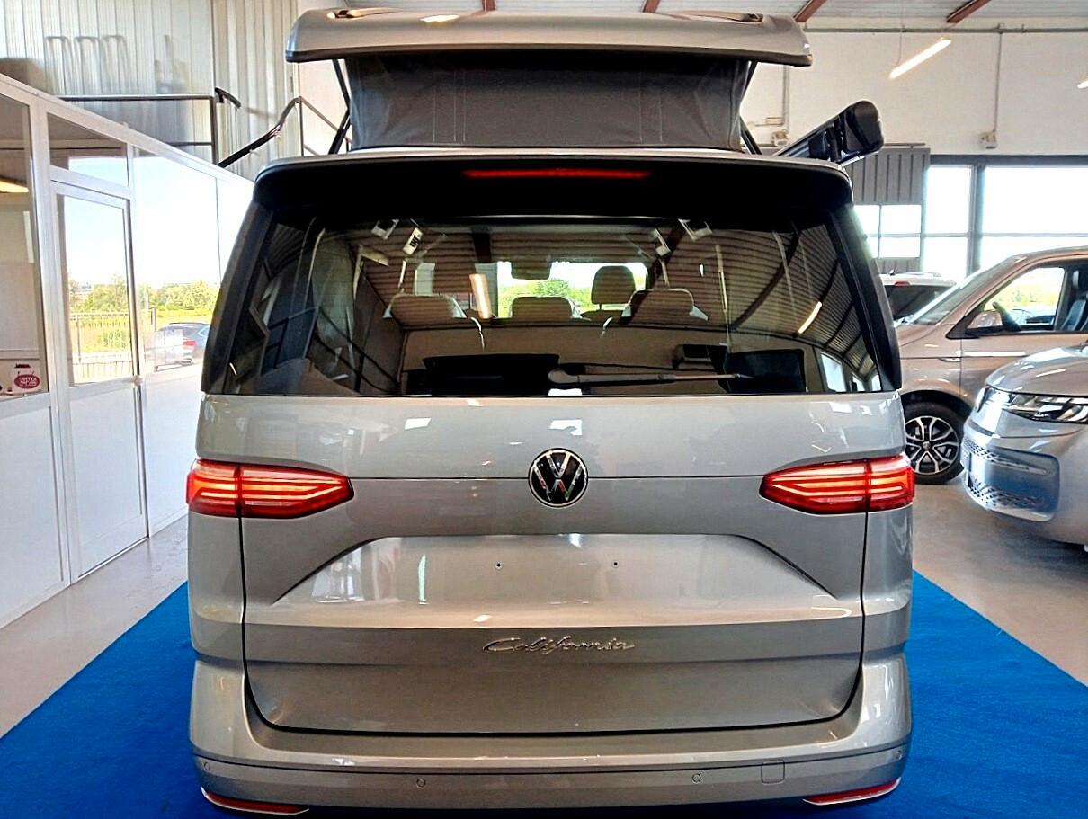 Volkswagen T7 California TOUR TDI DSG 5+5 THULE 18" GANCIO AGEVOLABILE LEGGE 104