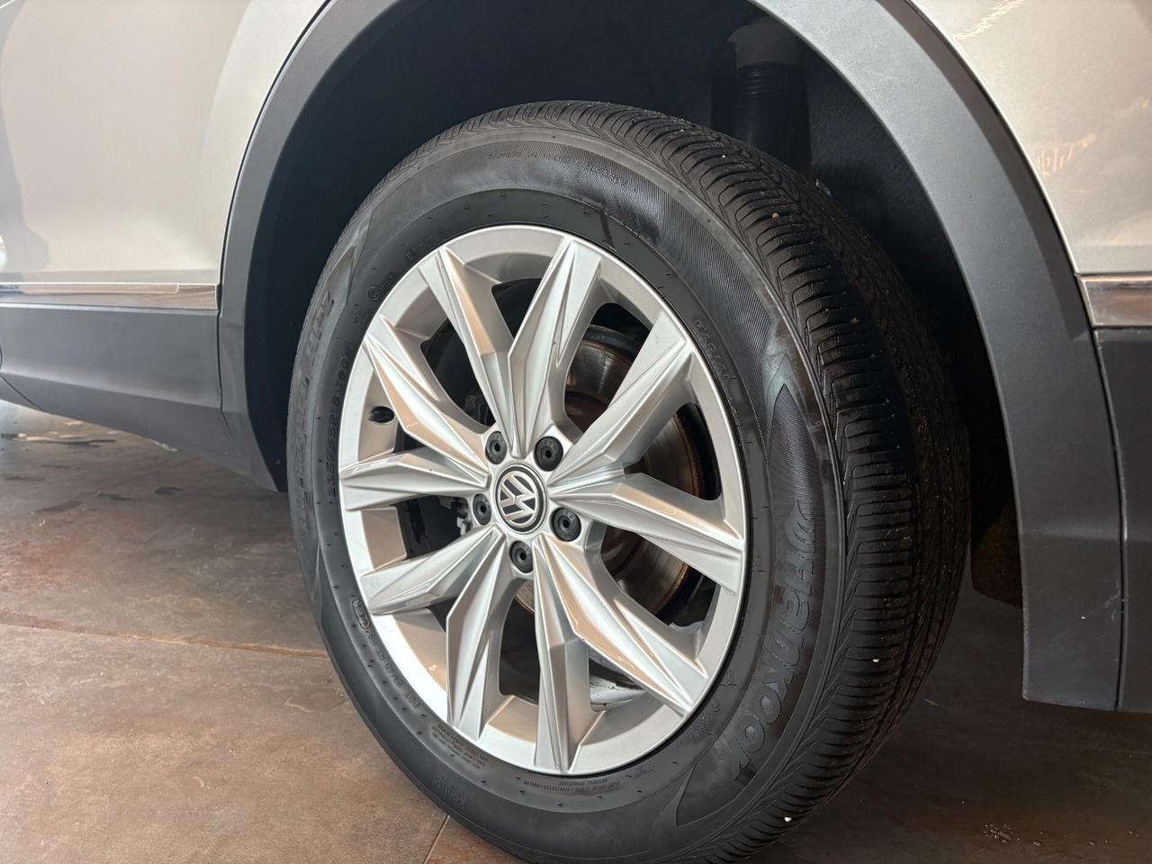 Volkswagen Tiguan 2.0 TDI SCR DSG 4MOTION Auto