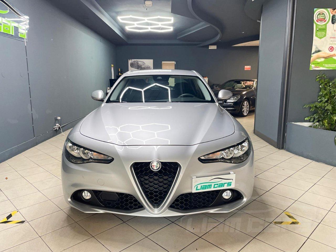 Alfa Romeo Giulia Berlina Giulia 2.2 t Business Launch Edition 150cv