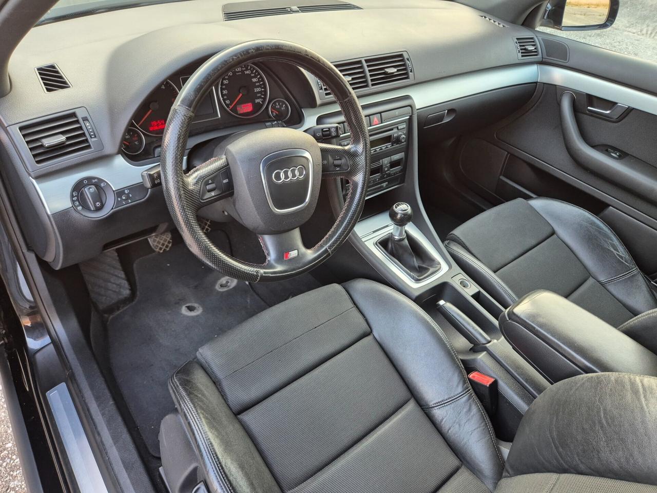Audi A4 2.0 16V TDI Avant Top