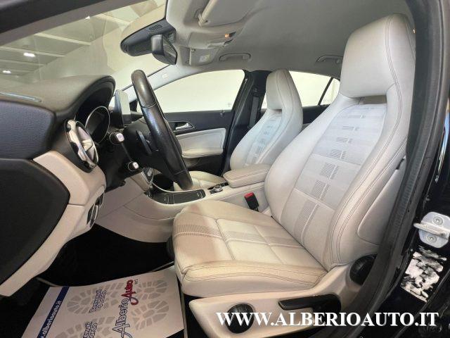 MERCEDES-BENZ GLA 200 d Automatic Sport Premium