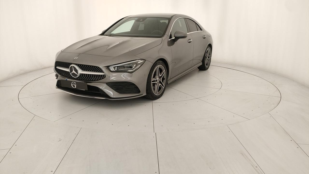Mercedes-Benz CLA Coupe 200 d Premium auto