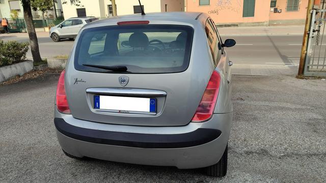 LANCIA Ypsilon 1.2 16V Platino NEOPATENTATI