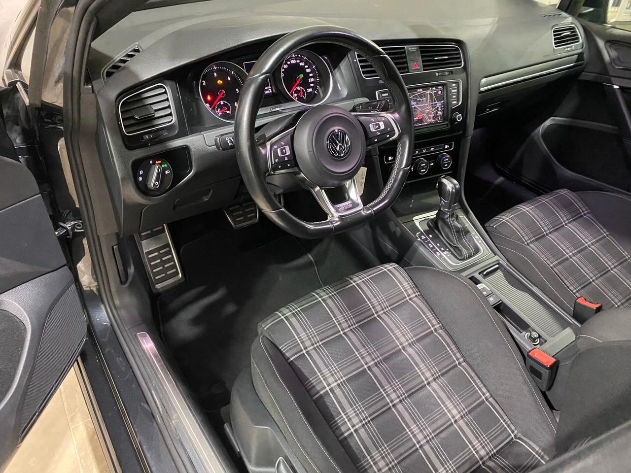 Volkswagen Golf GTD 2.0 TDI DSG 5p. BlueMotion Technology
