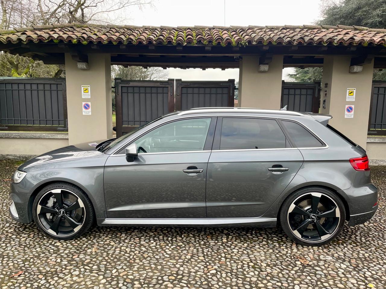 Audi A3 RS 3 Sedan 2.5 TFSI quattro S tronic