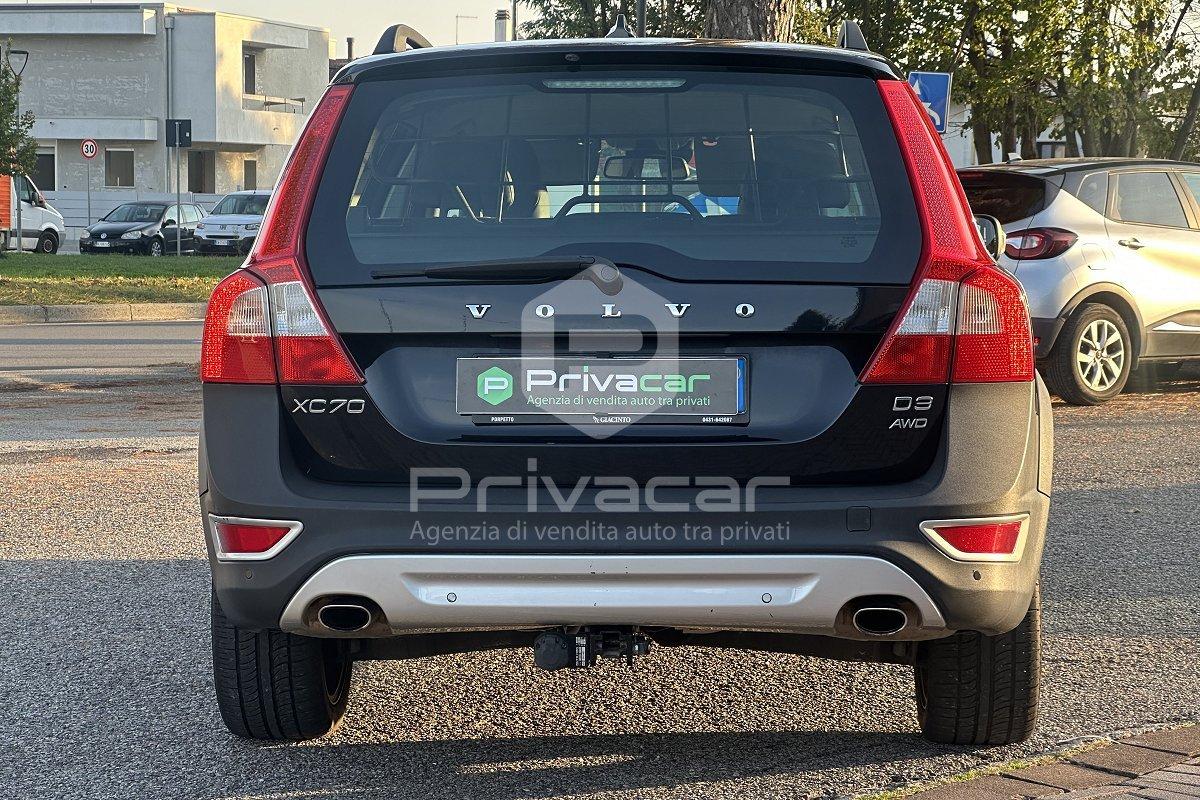 VOLVO XC70 D4 AWD Geartronic Momentum