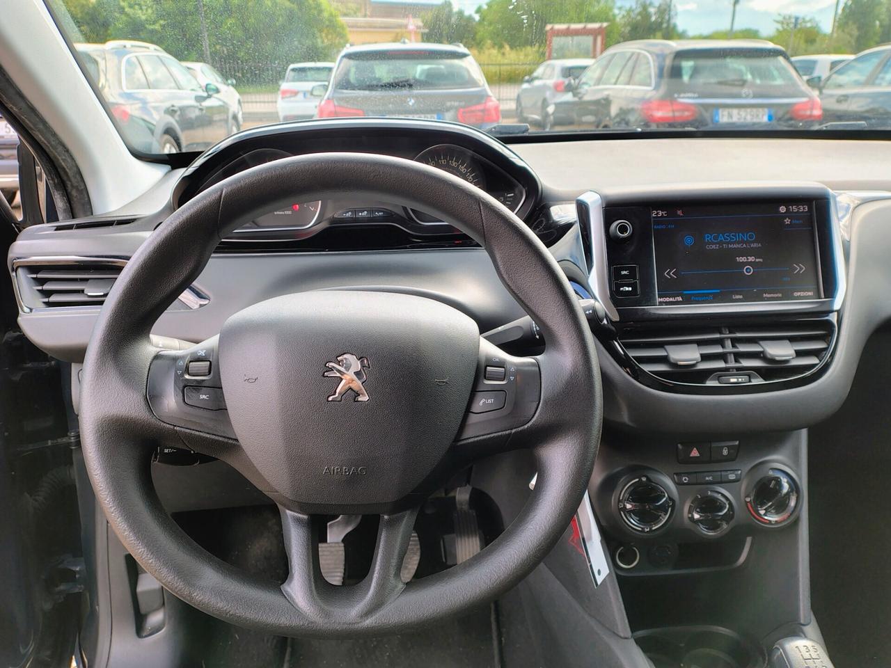 Peugeot 208 PureTech 82 5 porte Allure