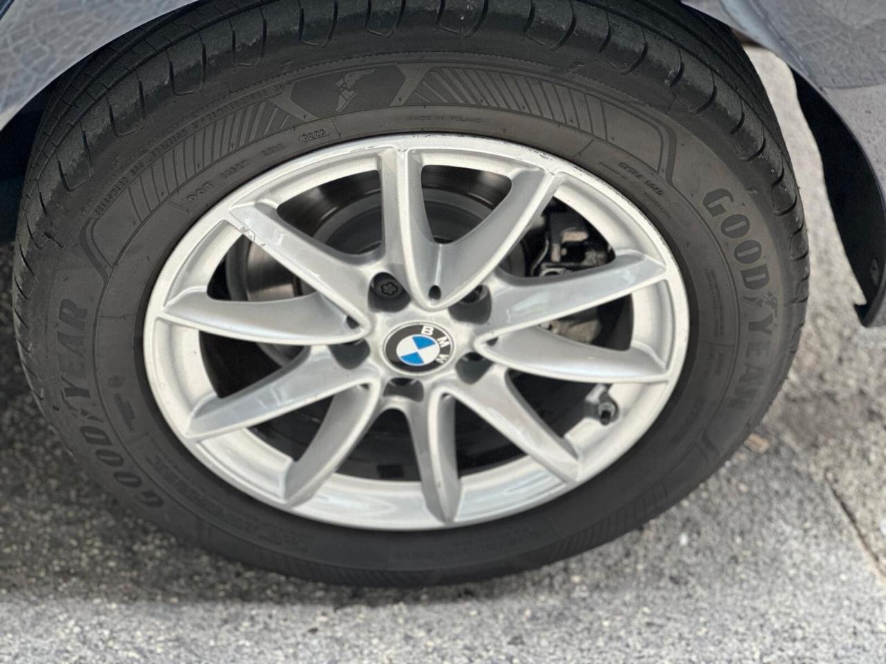 Bmw 216d Active Tourer autom. Advantage