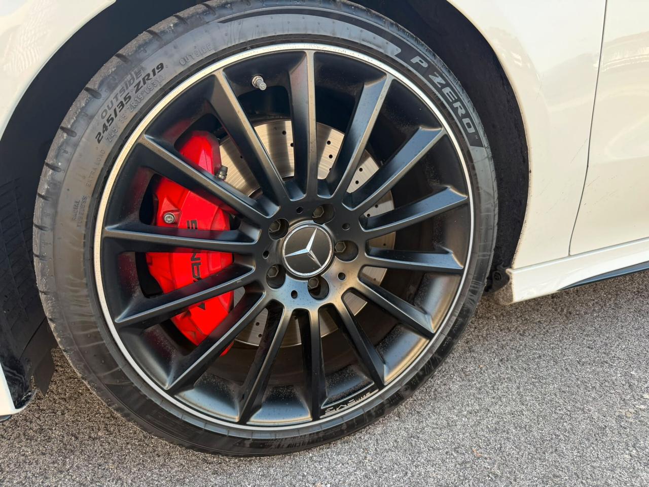 Mercedes-benz CLA 250 35 AMG 4Matic