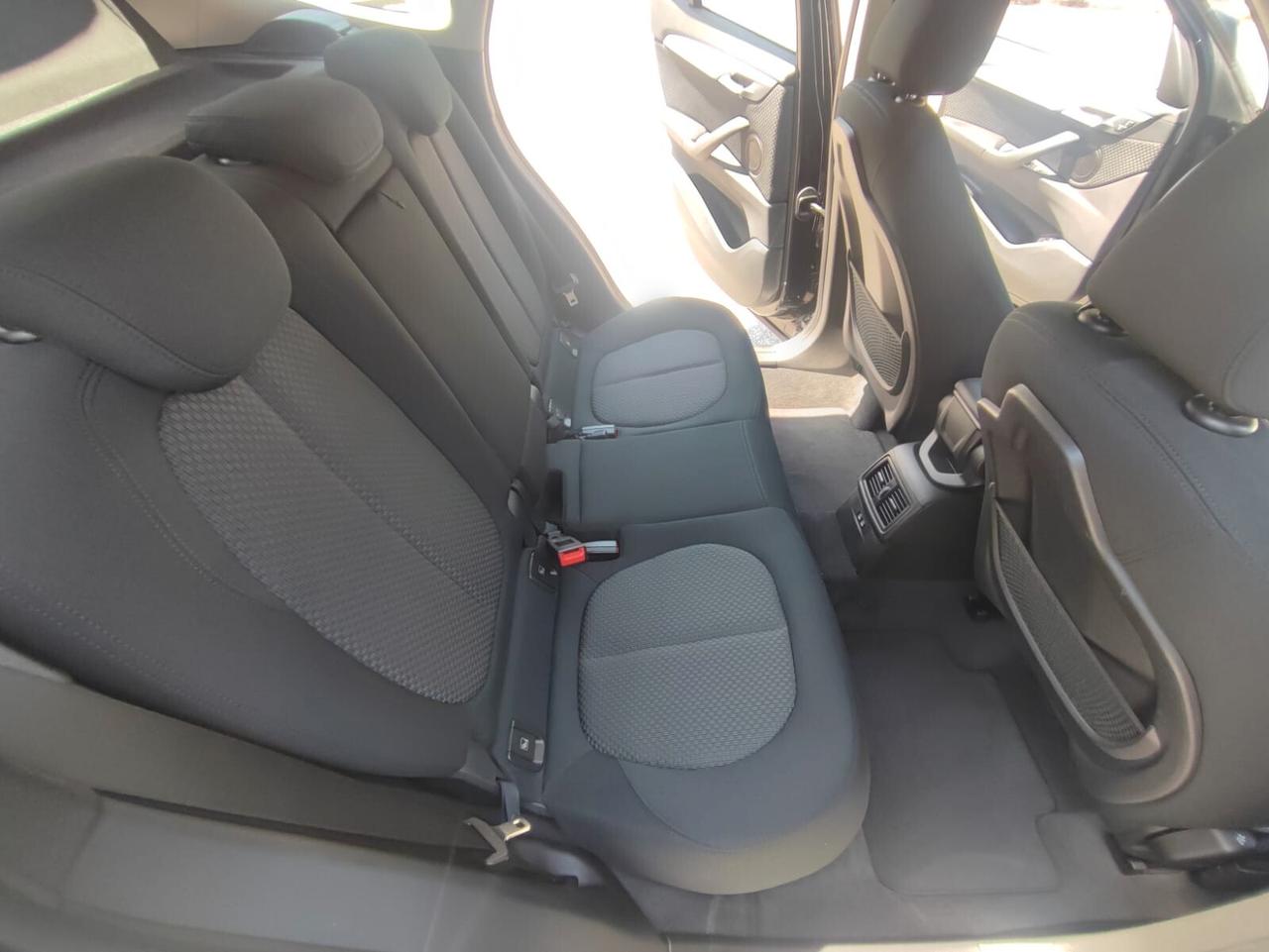 BMW X1 sdrive18d Business auto my18