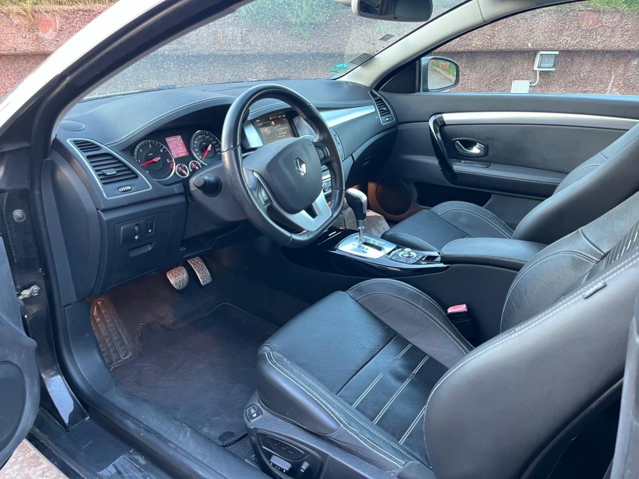 Renault Laguna Coupé 3.0 dCi V6 -2013