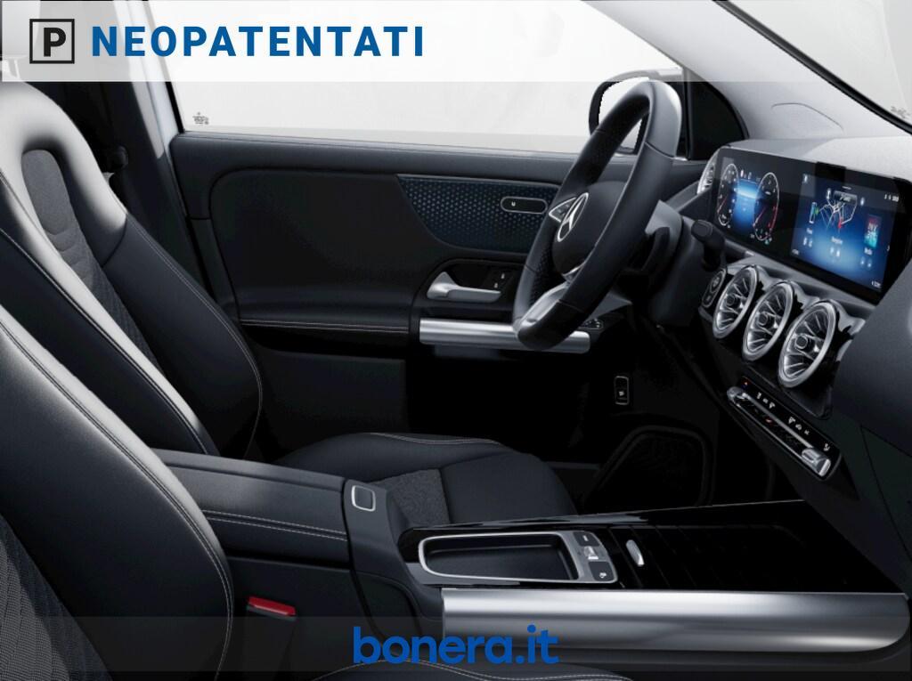 Mercedes GLA 180 180 D Progressive Advanced Plus 8G-DCT