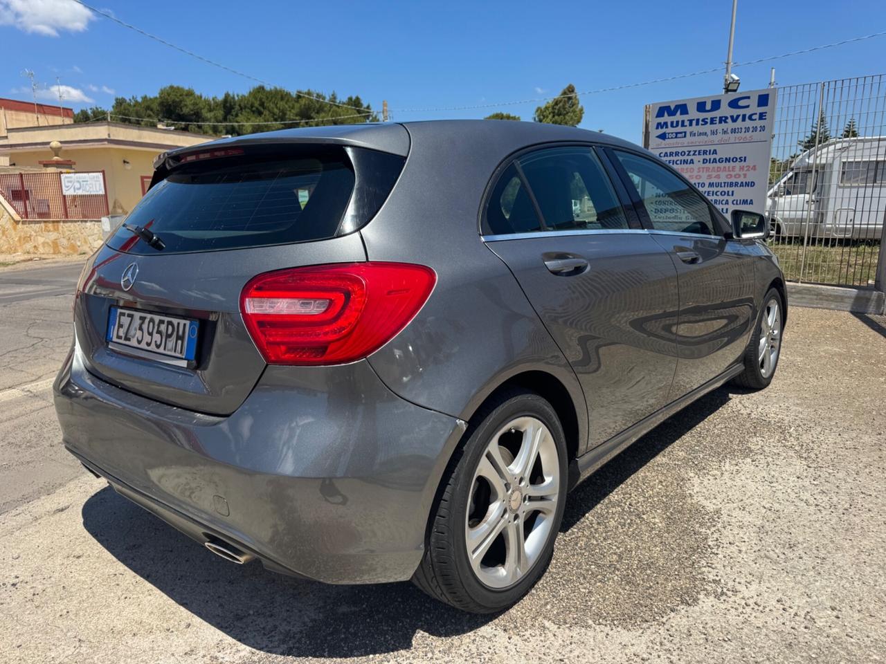 Mercedes-benz A 180 - 1.6 benz - 2013