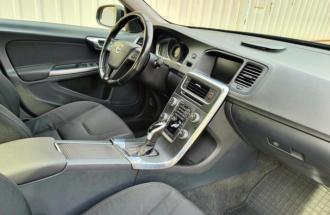 Volvo S60 D3 Automatico 136cv *Ok Neopatentati*