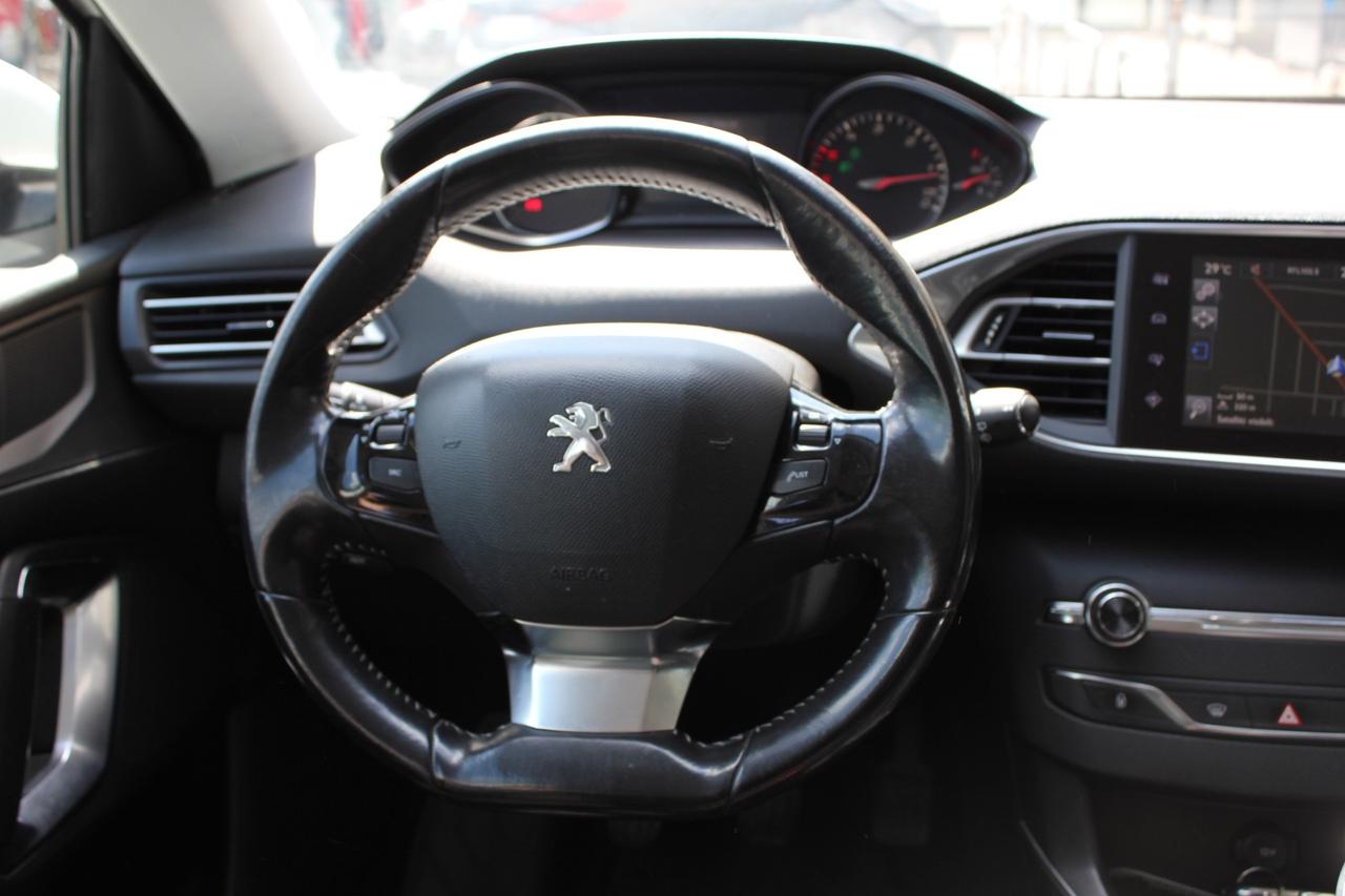 Peugeot 308 1.6 e-HDi 115 CV Allure