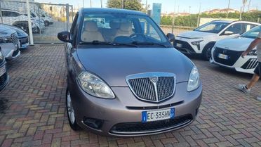 LANCIA Ypsilon 1.3 MJT 75 CV MomoDesign