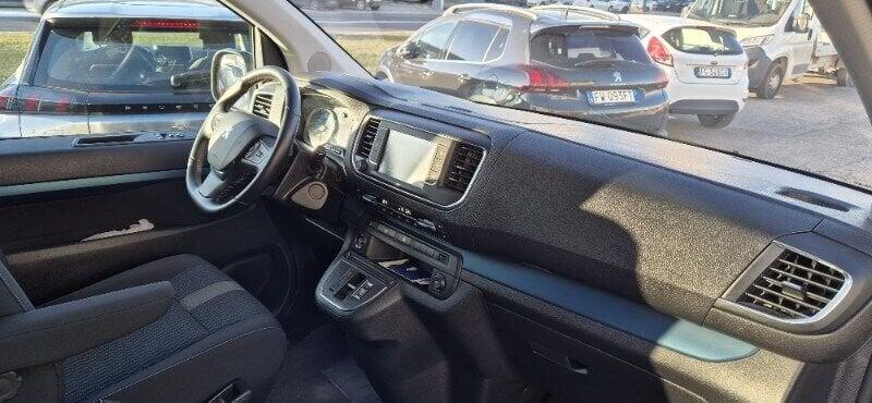 Peugeot e-Traveller e-Traveller motore elettrico 136 CV 50kWh Standard Active