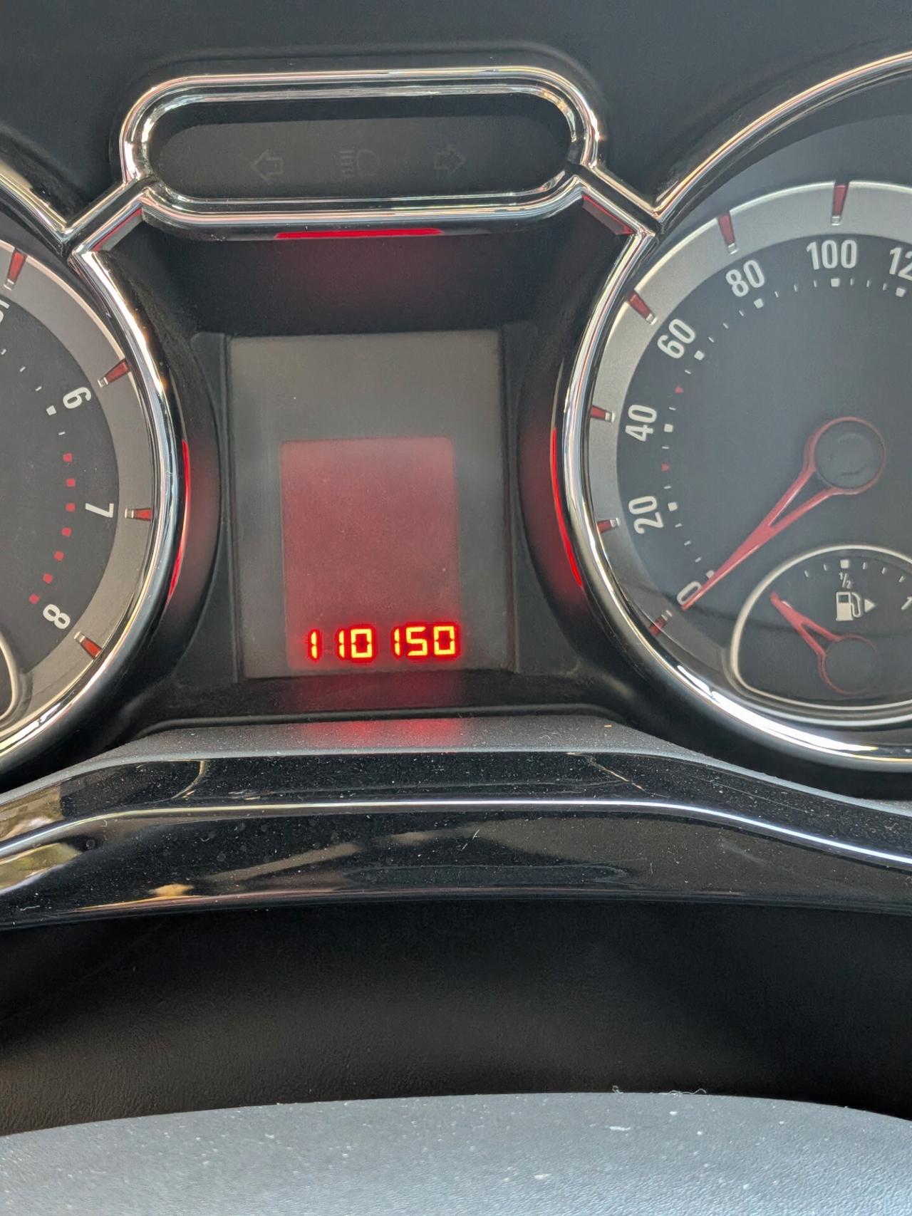 Opel Adam 1.2 70 CV