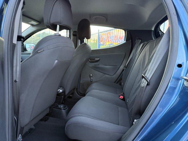 LANCIA Ypsilon Hybrid GOLD AZIENDALE