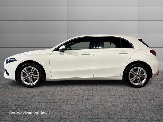 MERCEDES-BENZ A 250 e hybrid EQ Progressive Advanced Plus