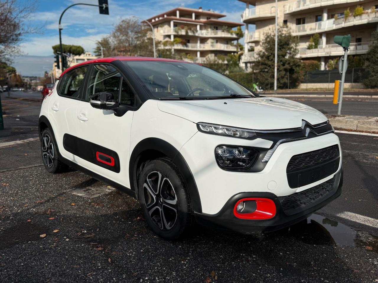 Citroen C3 83cv Benzina 5 porte Shine Navi bicolor pdc