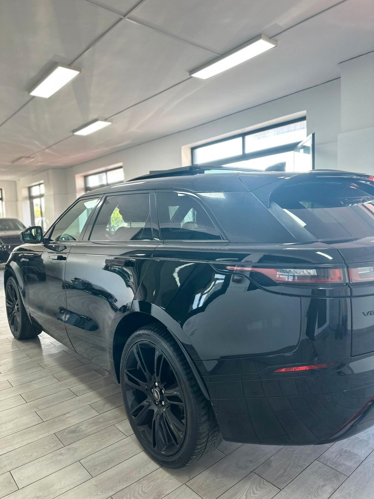 Range Rover Velar 2.0D I4 240 CV R-Dynamic