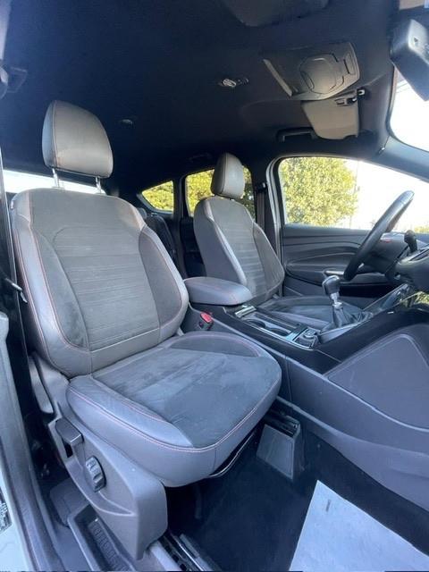 Ford Kuga 2.0 TDCI 150 CV S&S 4WD ST-Line