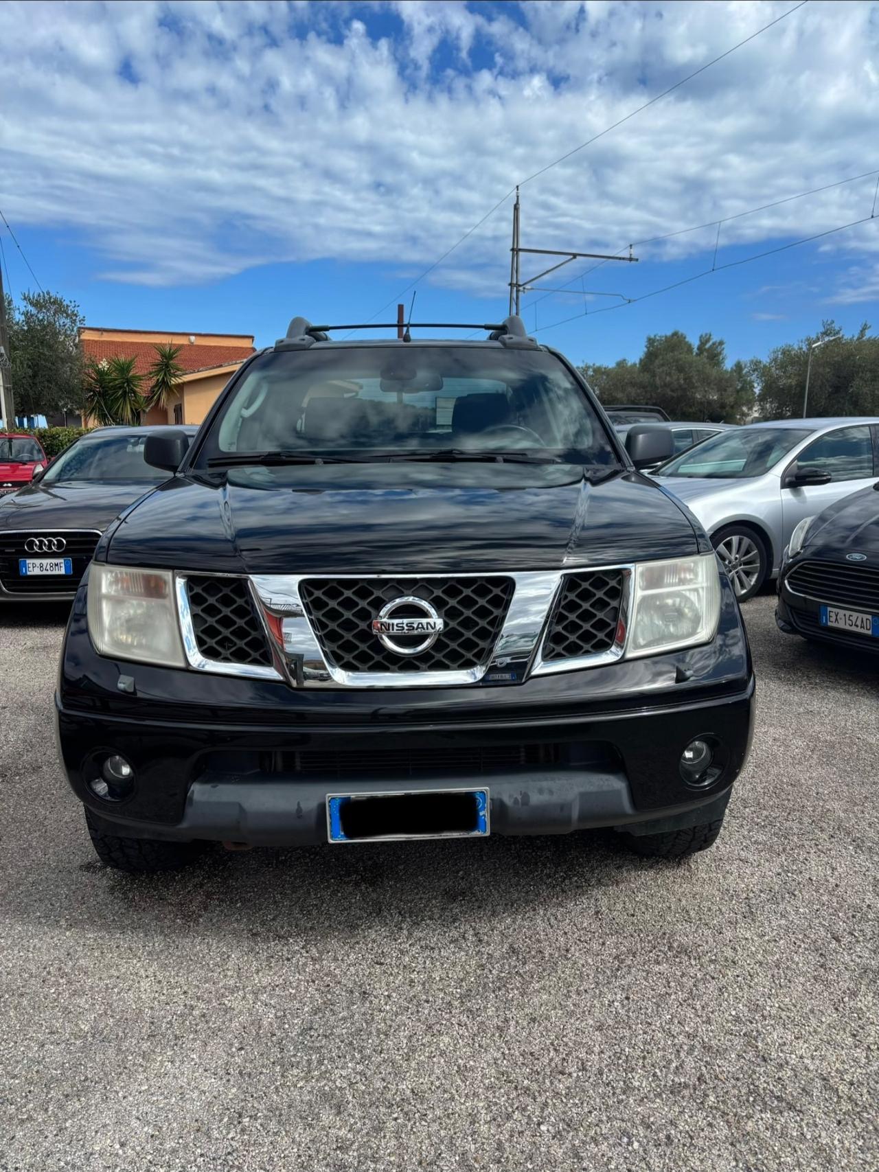 Nissan Navara 2.5 dCi 4 porte Double Cab SE