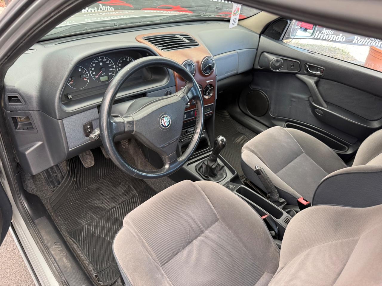 Alfa Romeo 146 1.6i 16V Twin Spark