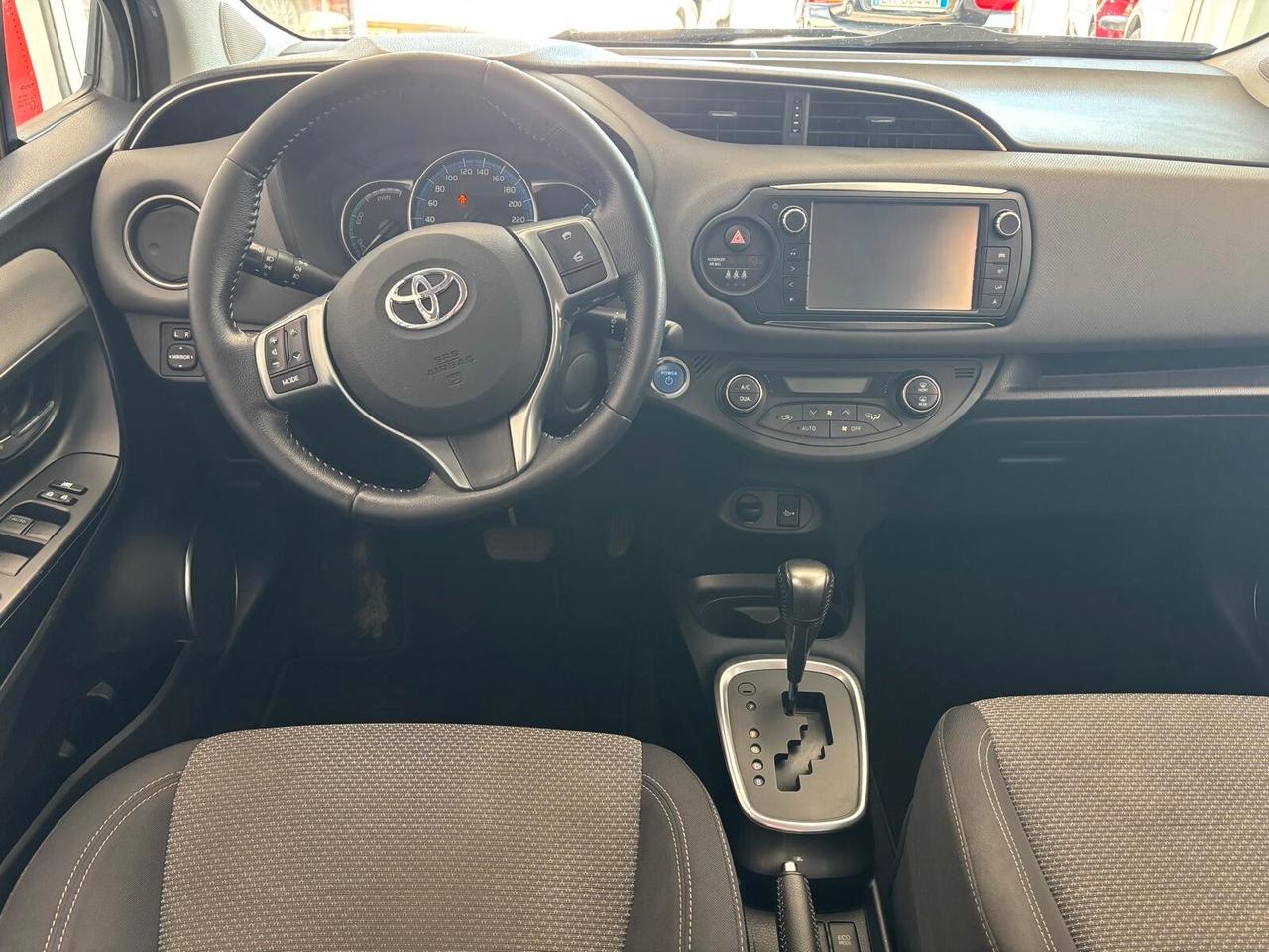 Toyota Yaris 1.5 ANNO 2016 73 CV CAMBIO AUTOMATICO OK NEOPATENTATI