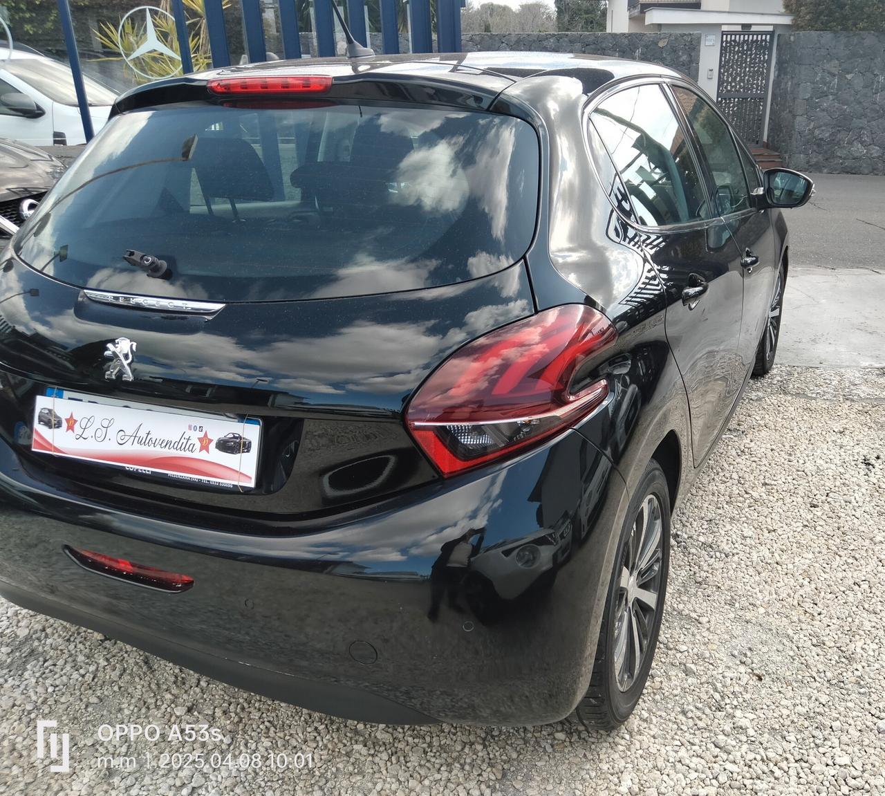 Peugeot 208 BlueHDi 75 5 porte Allure