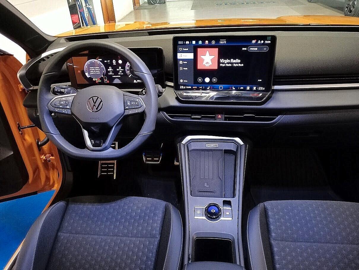Volkswagen T-Roc 1.5 TSI 150cv RLINE 20" BICOLOR MATRIX PRONTA CONS