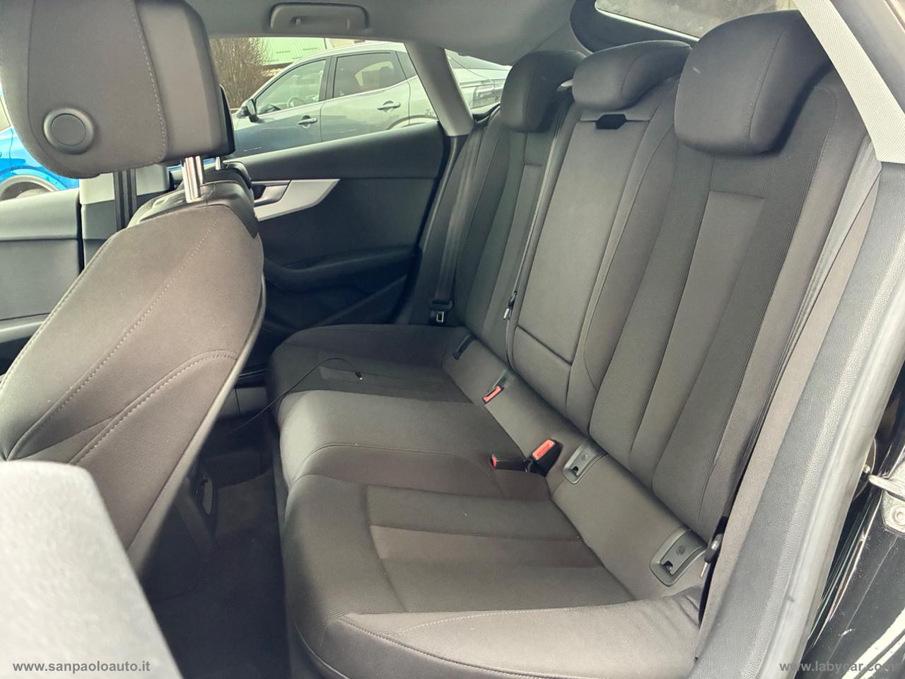 AUDI A5 40 TDI quattro S tr.Business Advanced