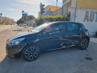 Renault Clio 1.5 dCi 8V 75CV 5 porte Live Automatico e con ausilio per disabili