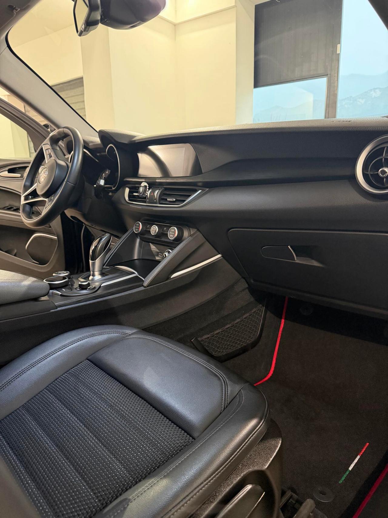 Alfa Romeo Stelvio 2.2 Turbodiesel 180 CV AT8 2wd Executive