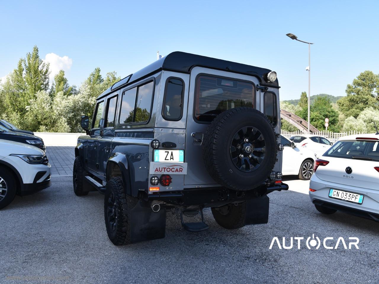 LAND ROVER Defender 110 2.2 TD4 Station Wagon