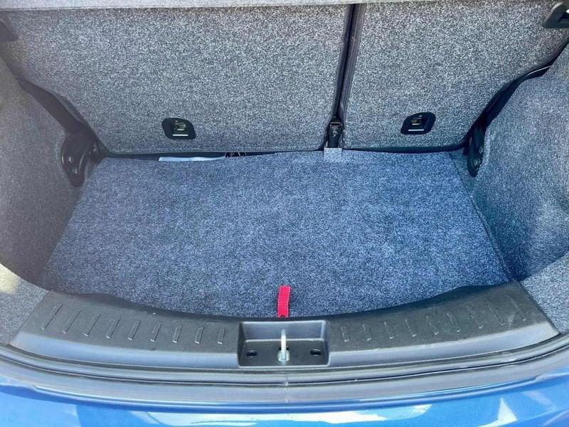 Lancia Ypsilon 1.0 FireFly 70CV S&S Hybrid Platino - AZIENDALE