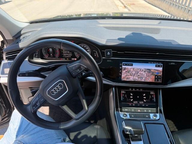 Audi Q7 SUV 45 TDI quattro tiptronic Business Advanced