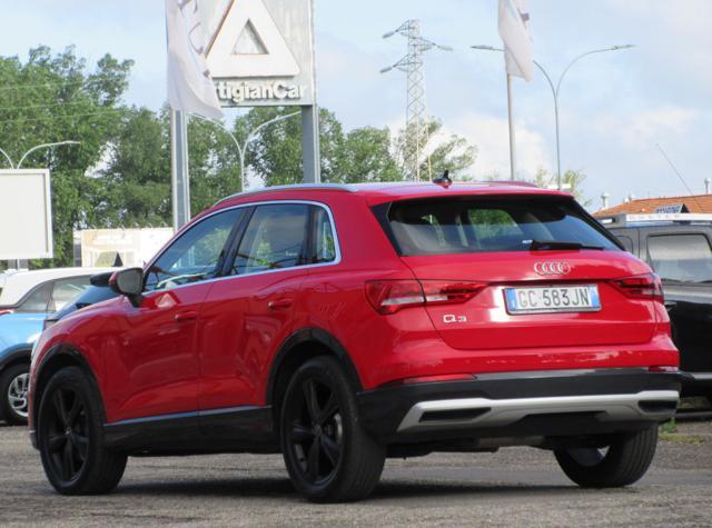 AUDI Q3 35 TDI S tronic Business Advanced