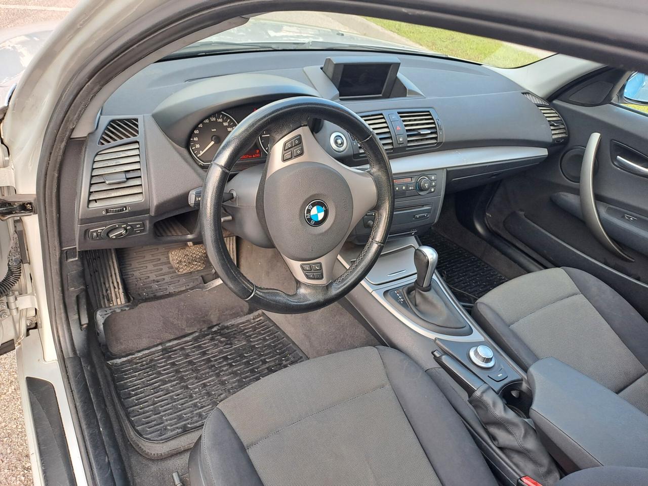 Bmw 120 120d cat 5 porte Attiva