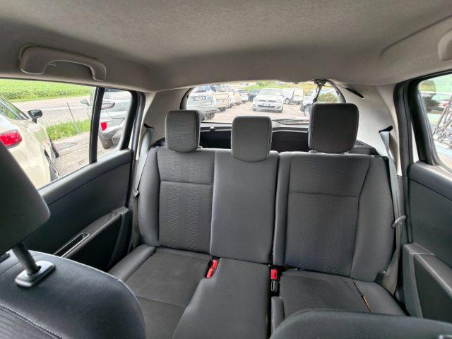 RENAULT Clio 1.2 16V 5 porte Luxe