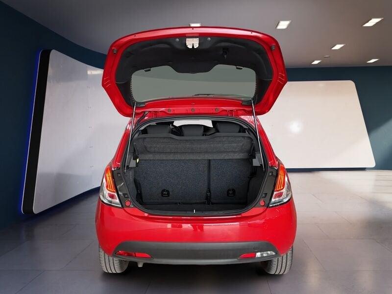 Lancia Ypsilon III 2015 1.0 firefly hybrid Silver s&s 70cv