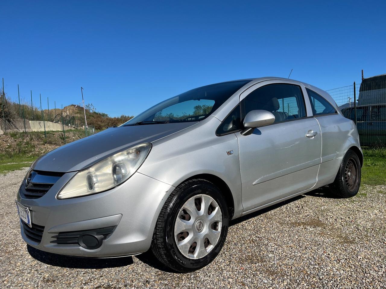 Opel Corsa 1.0 12V 3 porte Enjoy