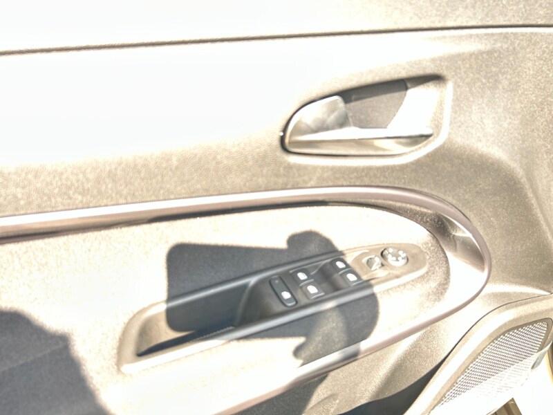 FIAT 600 (2023-->) 600 Hybrid 110 CV DCT MHEV S...
