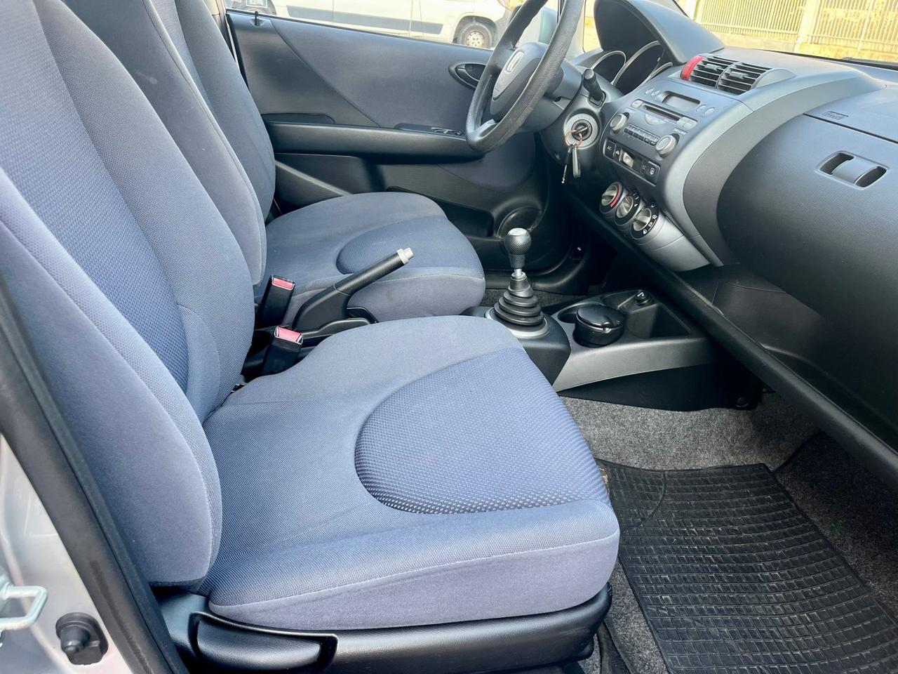 Honda Jazz 1.2benz 2002 86.000km perfetta per neopatentati