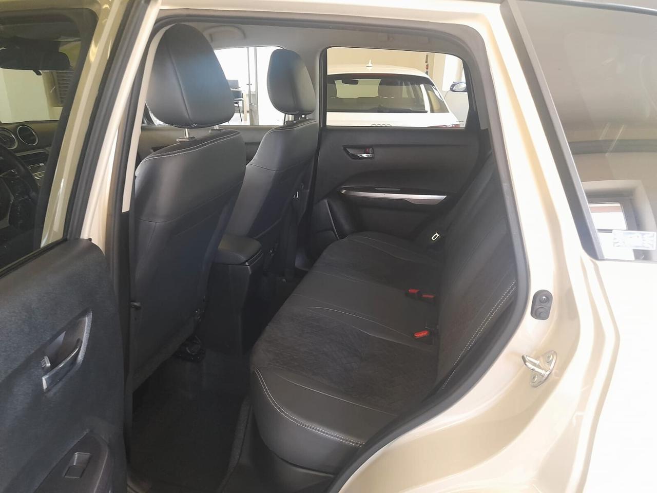 Suzuki Vitara 1.4 Hybrid 4WD AllGrip Top