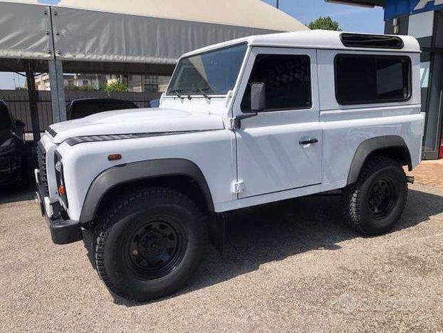 Land Rover Defender AUTOCARRO 2 POSTI IVS ESP