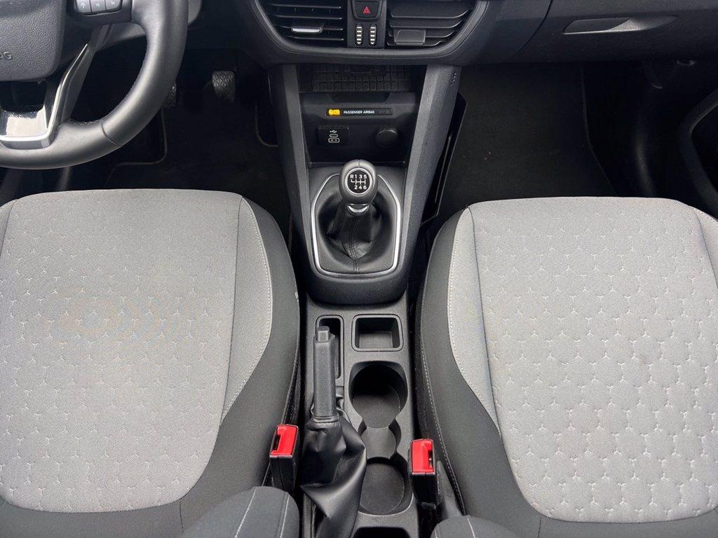 FORD Tourneo Courier 1.0 EcoBoost Titanium del 2025