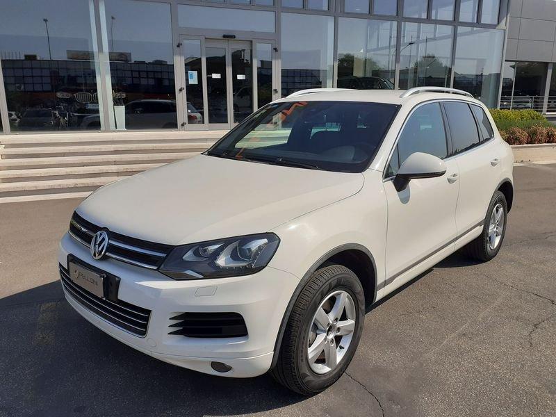 Volkswagen Touareg 3.0 TDI tiptronic Executive-GARANZIA-1°PROP
